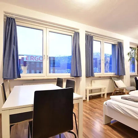 Apartment Cozy Relaxing Central Apart. At Main Train Station *